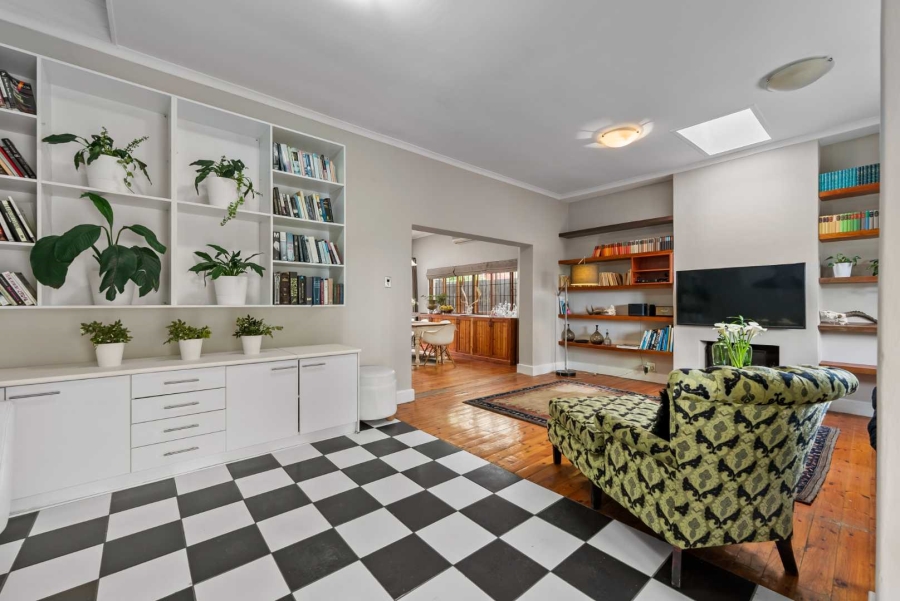 3 Bedroom Property for Sale in Gardens Western Cape